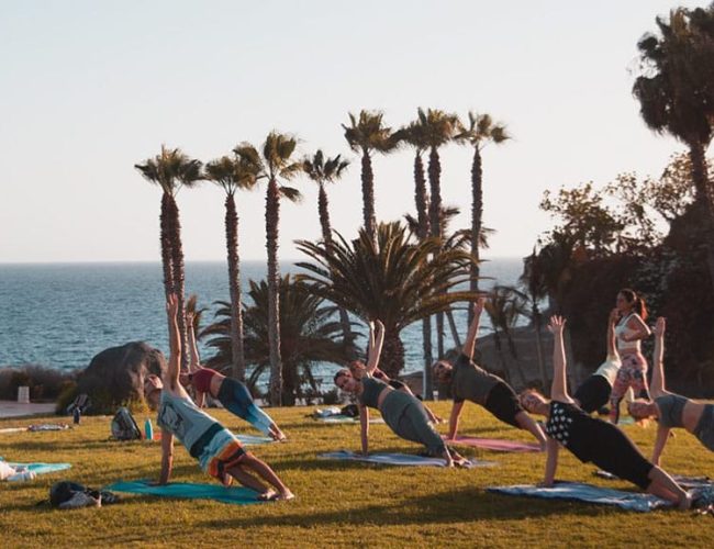 Sunset Yoga Teneriffa - Mili - Fitnessreise Teneriffa - Reiseathleten