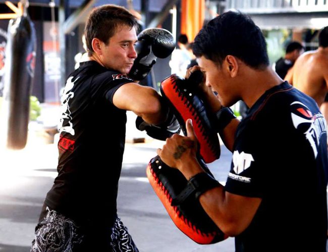 Tiger-Muay-Thai-Fitness-Camp-and-Cocoville-Resort-Phuket-Conditioning-Pads-Muay-Thai-Training-Group-Class-Coaching-Fitness-Holidays-Thailand-Fitness-Holidays-Phuket-Fitness-Holiday-for-Traveling-Athletes-Fitness-Holiday-for-TravelingTravelling Athletes