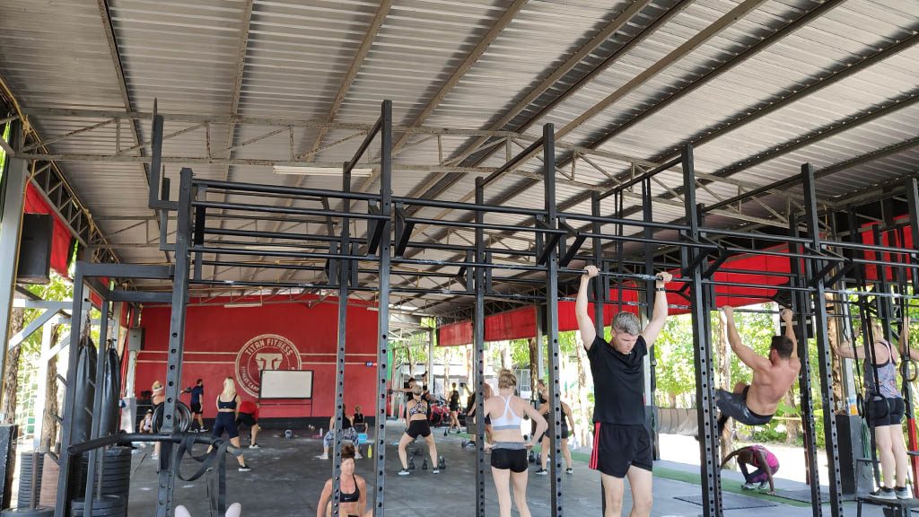 fitness-yoga-&-relaxation-in-Phuket-titan-fitness-camp-complete-package-outdoor-training-area-group-classes-HIIT-conditioning-crosstraining-fitness-holidays-thailand-fitness-vacation-Phuket-TravelingTravelling Athletes