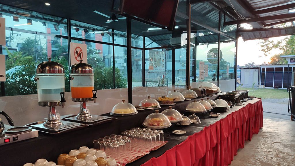 Fitness-Yoga-&-Recreation-in-Phuket-Titan-Fitness-Camp-Complete-Package-Breakfast-Buffet-Camp-Restaurant-Fitness-holidays-Thailand-Fitness-Vacation-Phuket-TravelingTravelling Athletes