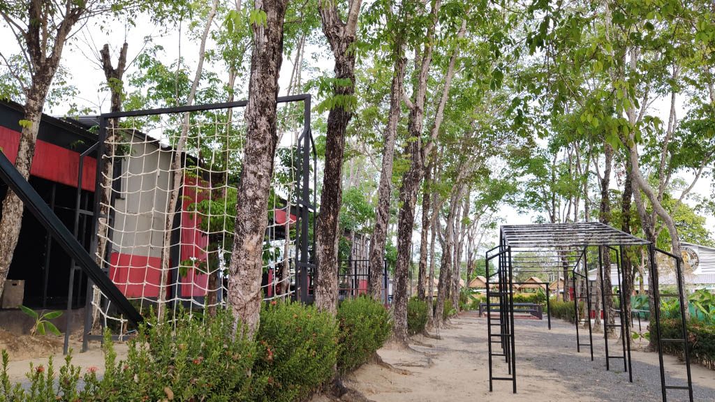 Fitness-Yoga-&-Recreation-in-Phuket-Titan-Fitness-Camp-Complete-Package-outdoor-Parkour-Fitness-holidays-Thailand-Fitness-Vacation-Phuket-TravelingTravelling Athletes