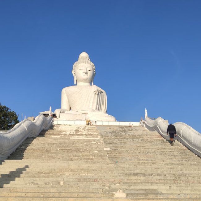 Fitness-Yoga-&-Recreation-in-Phuket-Titan-Fitness-Camp-Complete-Package-Big-Buddha-Run-in-the-Morning-Fitness-holidays-Thailand-Fitness-Vacation-Phuket-TravelingTravelling Athletes