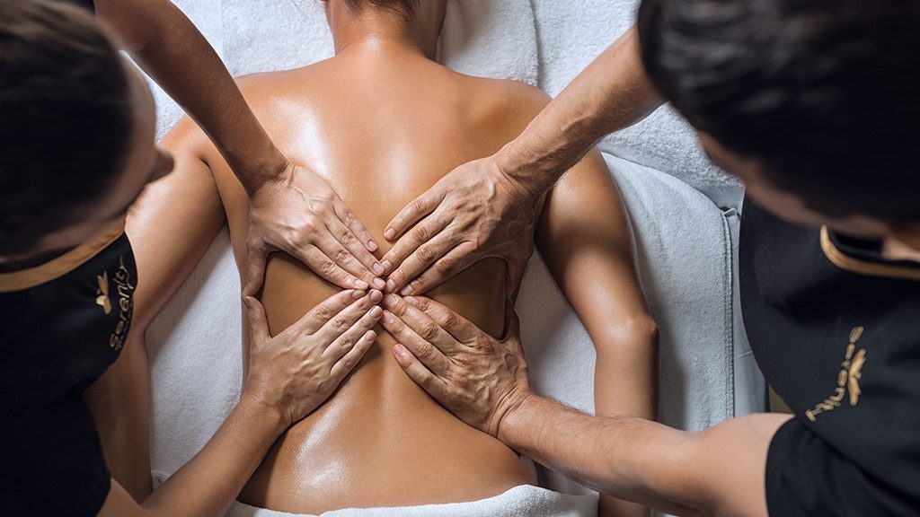 Serenity Spa Retreat Behandlung 4-Hand-Massage - Fitnessreisen für Reiseathleten